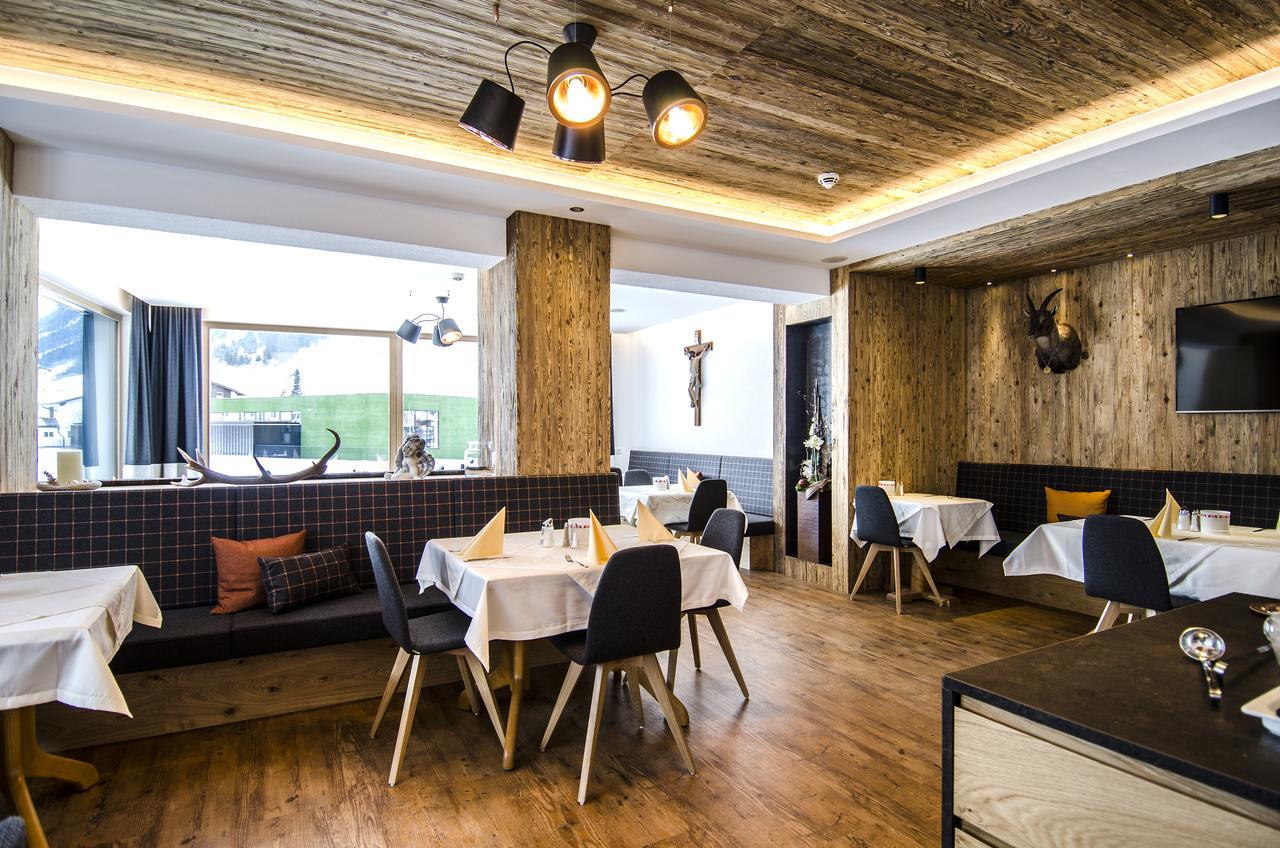 Hotel Garni Persutt Ischgl Exterior photo